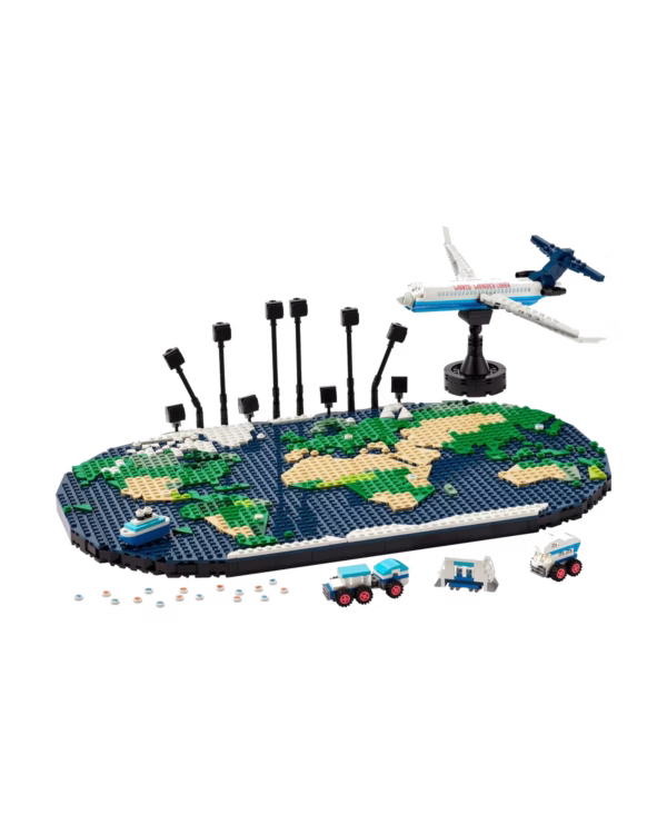 LEGO® Family Travel Moments World Map Building Toy Set 41838 - 2